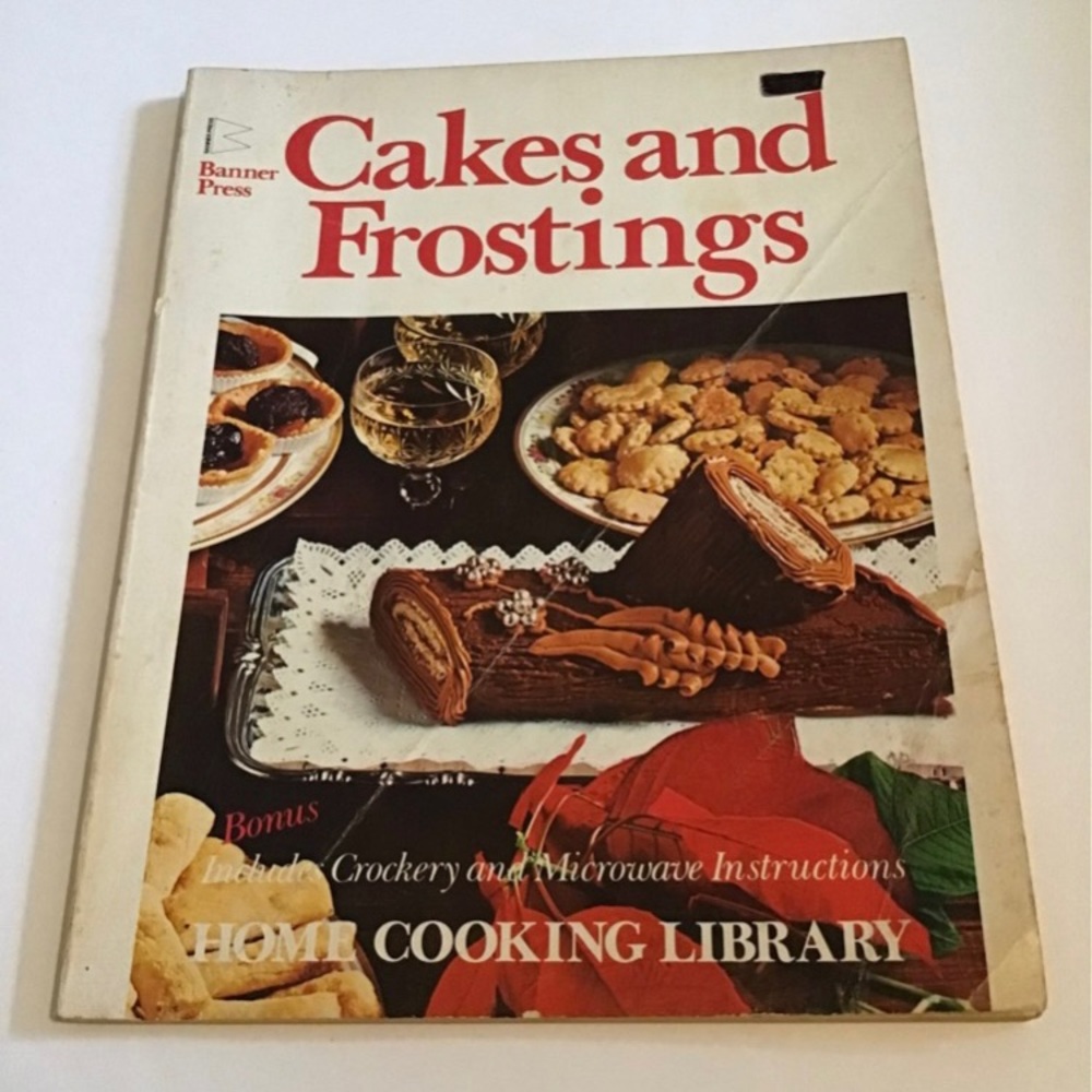 Vintage -Cakes and Frostings Cookbook -Home Cooking Library